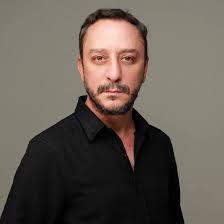 Хакан Карсак